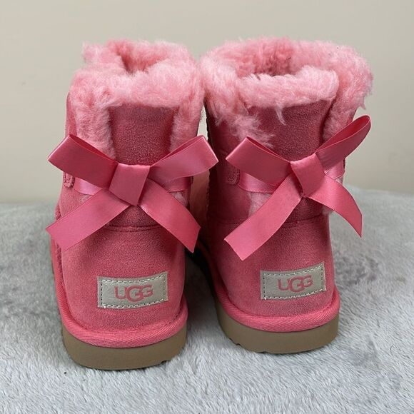 UGG mini Bailey Bow II Butterfly Girls Sz 4 - Picture 5 of 7